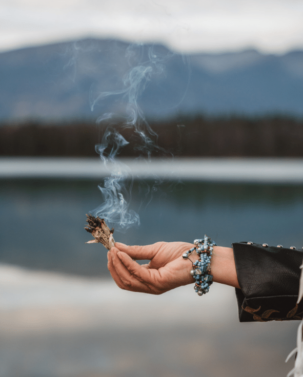 Transforming Lateral Violence into Lateral Kindness in the Indigenous Tourism Industry (ITA)